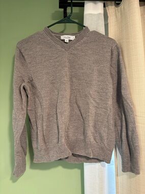 Calvin Klein V-Neck Sweater in Heather Gray